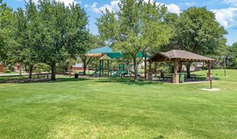 5633 Westwood Ln, The Colony, TX 75056