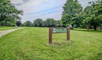 5514 Meadowood Dr, Fitchburg, WI 53711