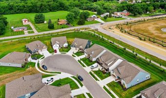5054 Foxley Park Ln, Avon, IN 46123