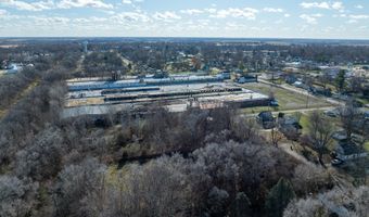 801 N MAIN St, Abingdon, IL 61410