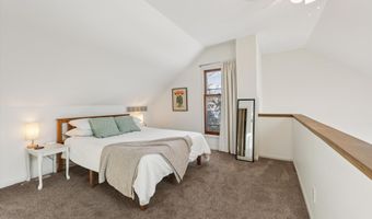 4000 4002 Ontario St, Ames, IA 50014