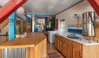 18 Spring Rd, Albany, NH 03818