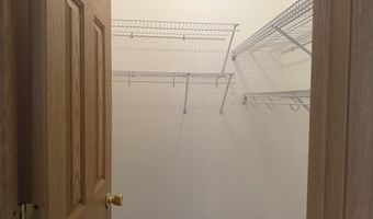530 S 5th St, Akron, IA 51001