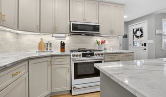 1119 W GLENDALE Ave, Appleton, WI 54914