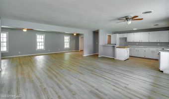 5887 Scotland Rd, Bentonia, MS 39040