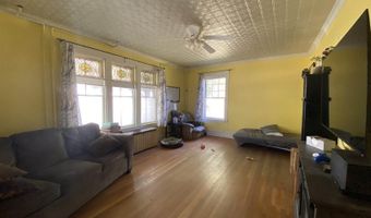 36 1st St, Bangor, ME 04401