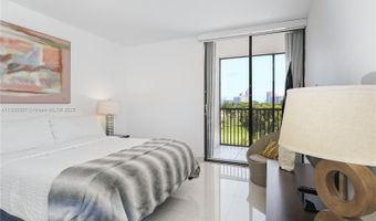 20379 W Country Club Dr 536, Aventura, FL 33180