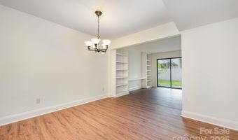 3709 Willow Point Dr, Charlotte, NC 28277