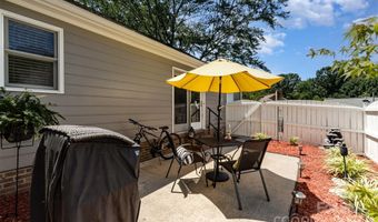 2722 Hillmont Dr, Charlotte, NC 28226