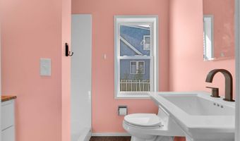 115 Shepley St, Auburn, ME 04210