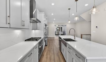 2507 LIGHT St, Baltimore, MD 21230
