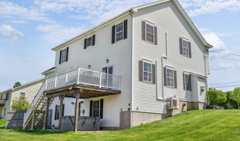 40 Hillview Dr, Bangor, ME 04401