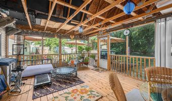 104 Tamarack St, Allegan, MI 49010
