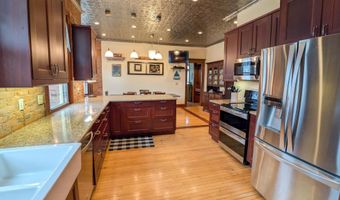 310 N Washington Ave, Albert Lea, MN 56007