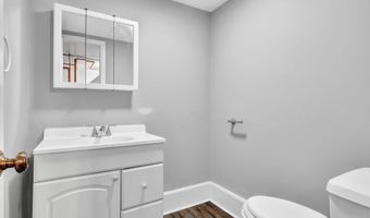 6 Marbil Rd, Danbury, CT 06811