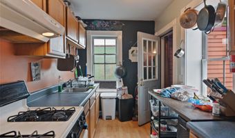 311-315 N Winooski Ave, Burlington, VT 05401