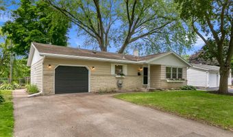 1210 Acewood Blvd, Madison, WI 53716