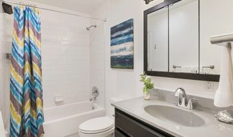 812 E Washington Ave A, Escondido, CA 92025