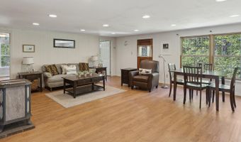 592 Old Stage Rd, Arrowsic, ME 04530