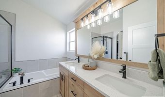 576 Hollow Dr, Ammon, ID 83401