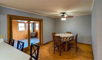 1918 Bayview Dr, Albert Lea, MN 56007
