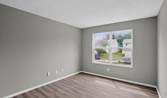 2724 Raphael Dr, Columbus, OH 43232