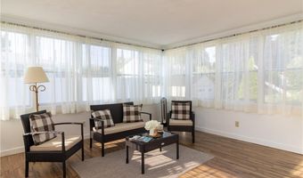 75 Sylvia Ave, North Providence, RI 02911