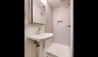 111 STANMORE Rd, Baltimore, MD 21212