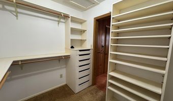 1733 Marshall Rd, Aberdeen, SD 57401