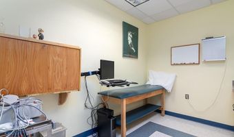400 Massasoit Ave 301&302, East Providence, RI 02914
