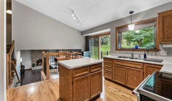 4730 144th St W, Apple Valley, MN 55124