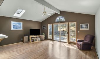 1115 NE Burnside Ave, Bend, OR 97701