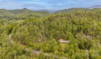 81 Amsoil Dr, Bakersville, NC 28705