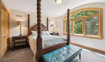 1653 Chapel Ridge Ln, Adams Twp., PA 16046