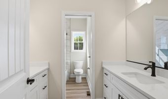 5 SEATTLE SLEW Ln, Berlin, MD 21811