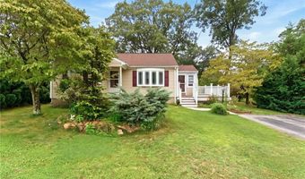 216 Hyde St, Cranston, RI 02920