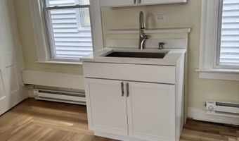 52 Pearl St #2, New Haven, CT 06511