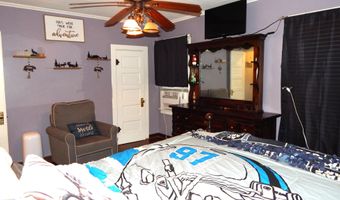 813 Prospect St, Albion, MI 49224