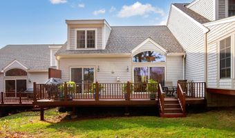 13 Laurel Hill Ct 13, Bourne, MA 02532