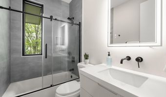 3112 N ROSSER St, Alexandria, VA 22311