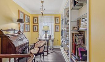 408 N MAIN St, Barnegat, NJ 08005