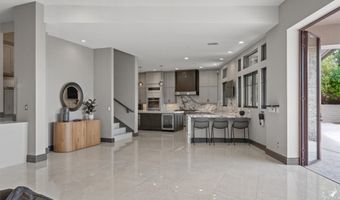 14 Promontory Ridge Dr, Las Vegas, NV 89135