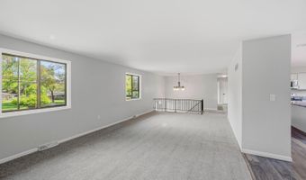 3647 E Galbraith Rd, Amberley, OH 45236
