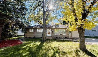 117 Elizabeth Dr, Aberdeen, SD 57401
