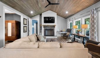 371 EMMONS Dr, Arley, AL 35541