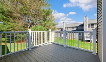 10 Linden Ct 10, Bloomfield, CT 06002