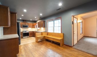 8385 6TH St, Amherst Junction, WI 54407