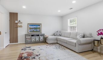 6382 PATIENCE Ct, Alexandria, VA 22315