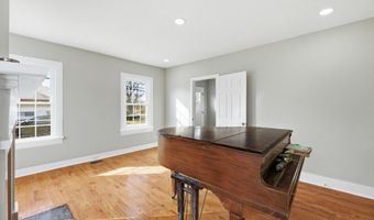 47 CHURCH St, Allentown, NJ 08501