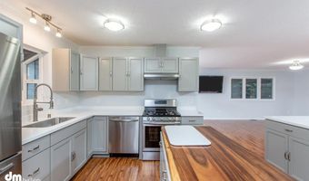 9610 Arlene Dr, Anchorage, AK 99502